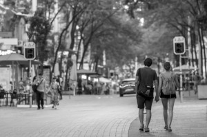 疫情那年开始，我们学会了在不确定中安放生活