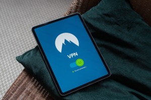 技术分享“皇豪互娱竟然有挂”教你装挂教程