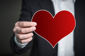 疫情是什么东西传播的？比病毒更快的，是人类的偏见